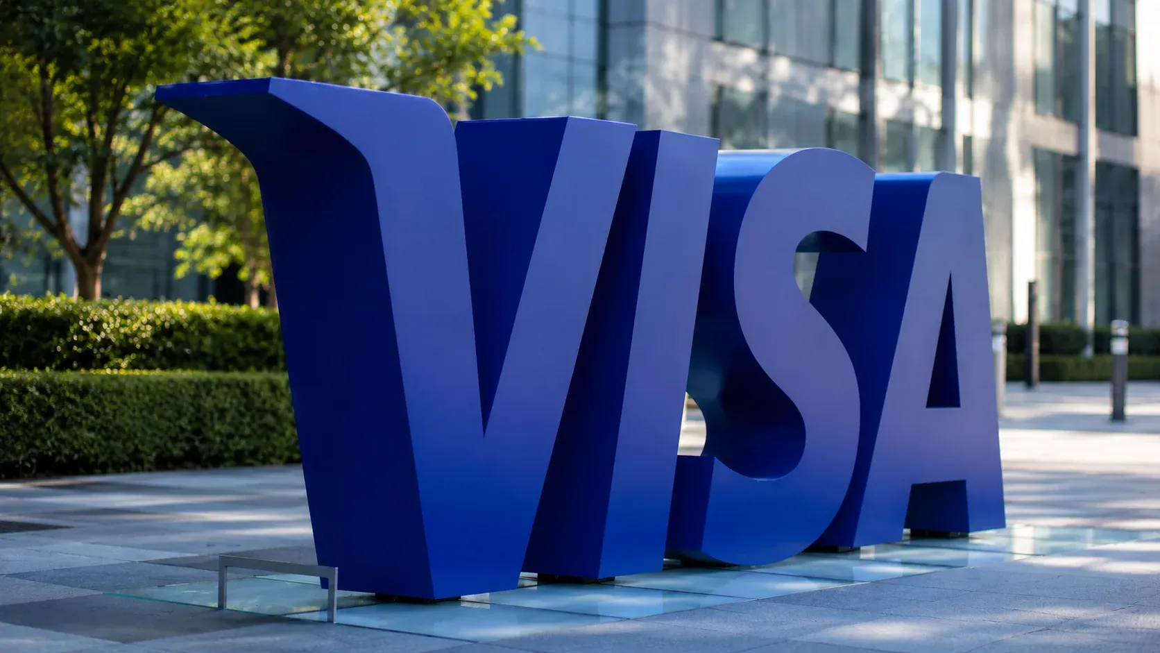 Visa Adds AI‑Powered AR Manager to Commercial Solutions Hub
